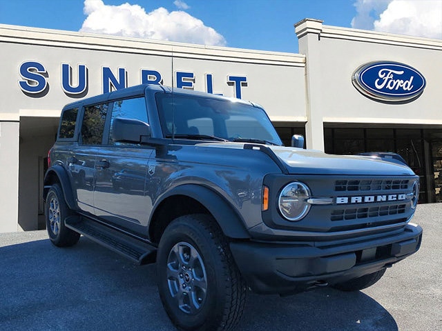 2025 Ford Bronco 4-Door Big Bend's photo