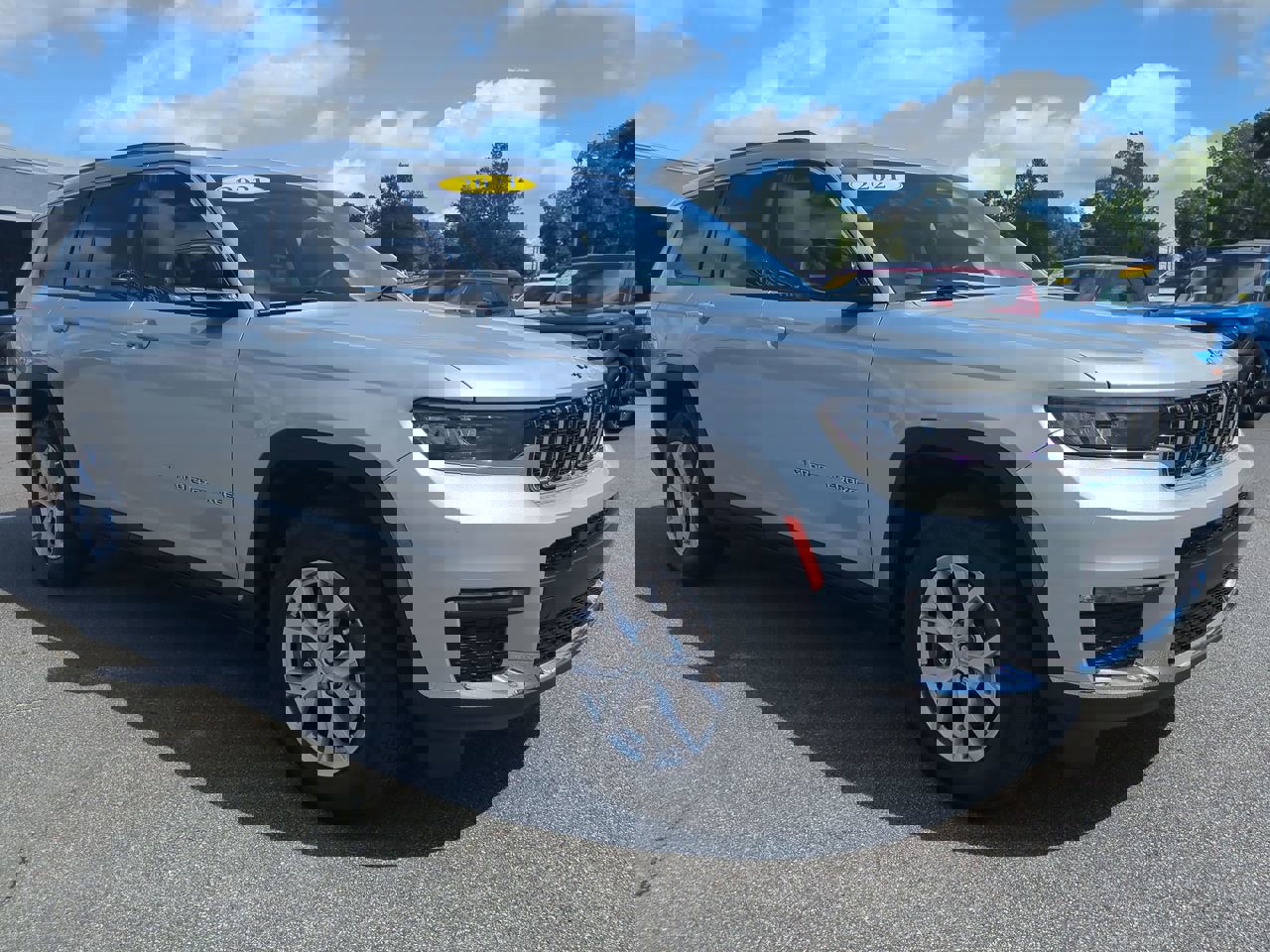 2021 Jeep Grand Cherokee Limited photo 2