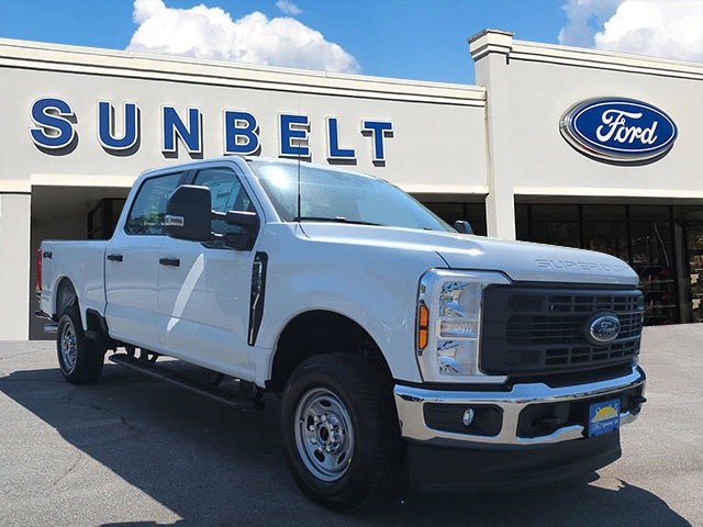 2025 Ford F-250 Super Duty XL's photo