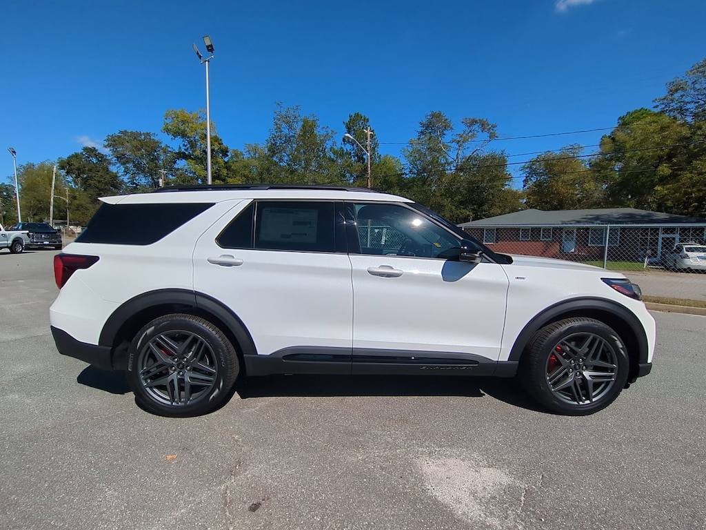 New 2025 Ford Explorer ST-Line SUV