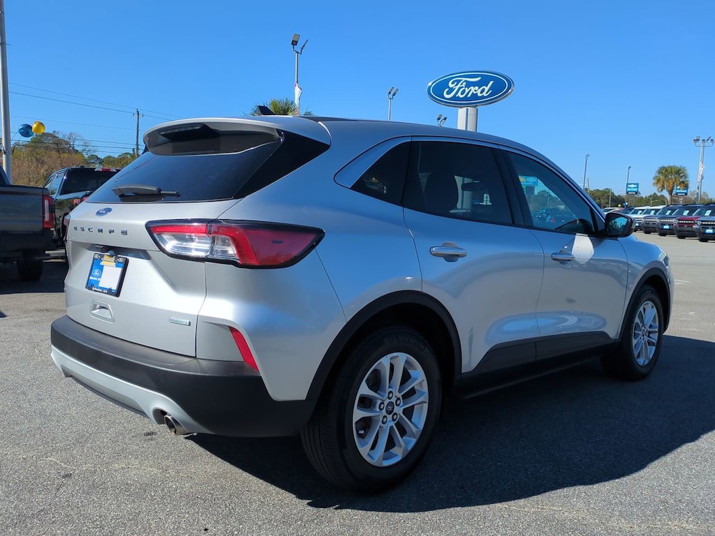 Used 2020 Ford Escape SE SUV