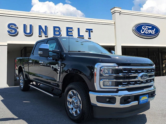 2025 Ford F-250 Super Duty Lariat's photo