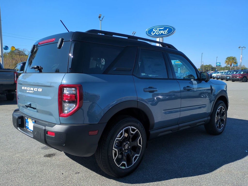 New 2025 Ford Bronco Sport Outer Banks SUV
