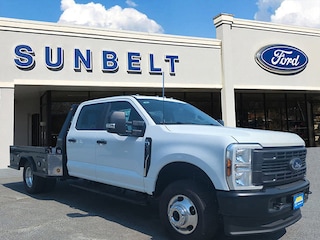 2025 Ford F-350 Chassis Truck Crew Cab