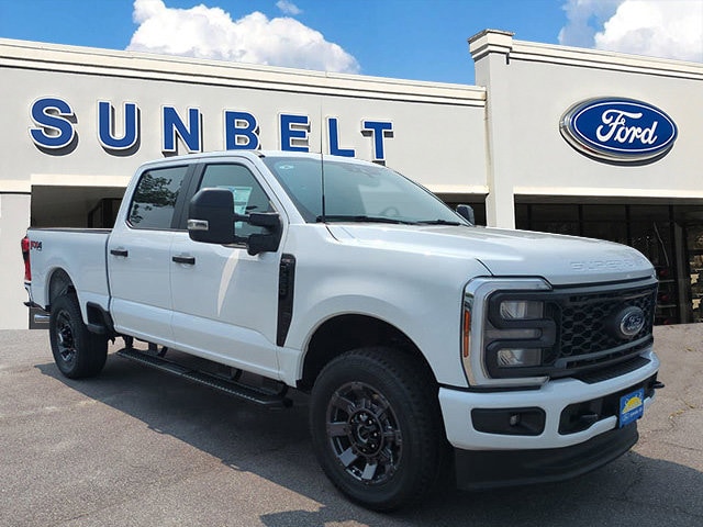 2025 Ford F-250 Super Duty XL's photo