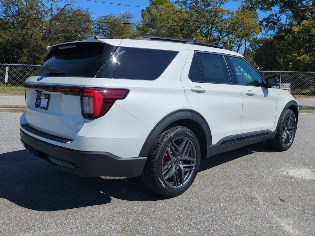 New 2025 Ford Explorer ST-Line SUV