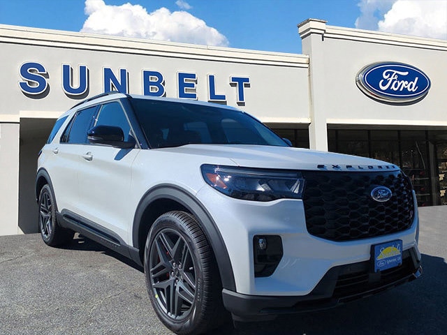 2026 Ford Explorer ST's photo