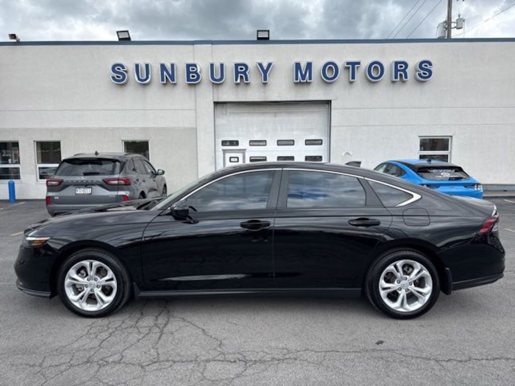 Used 2025 Honda Accord LX Sedan