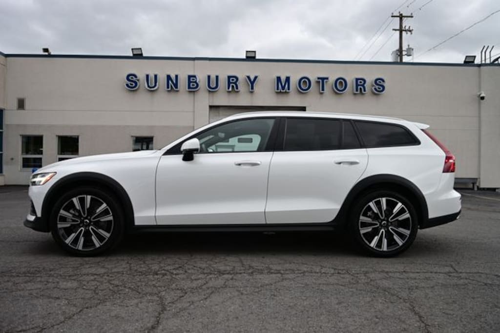 Used 2021 Volvo V60 Cross Country T5 Wagon