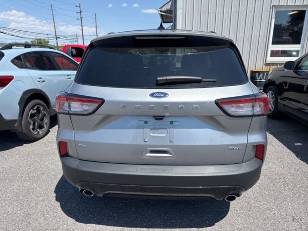 Used 2022 Ford Escape SE SUV