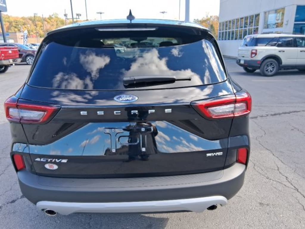 Used 2024 Ford Escape Active SUV