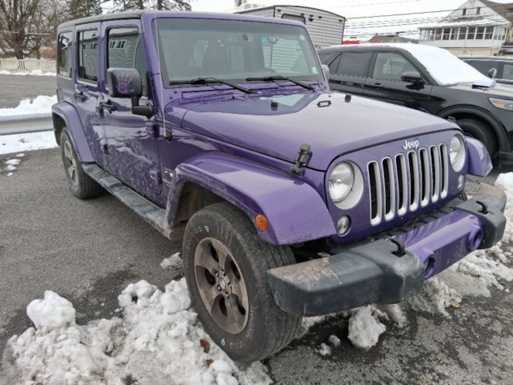 Used 2017 Jeep Wrangler Unlimited Sahara SUV