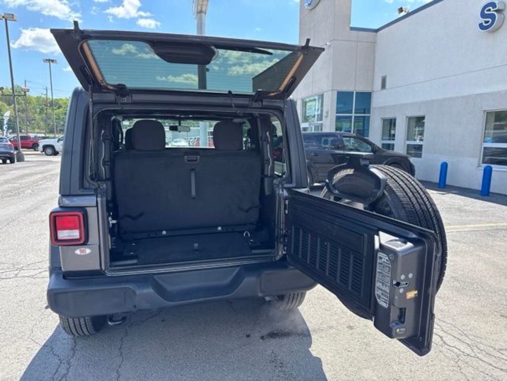 Used 2021 Jeep Wrangler Sport S SUV