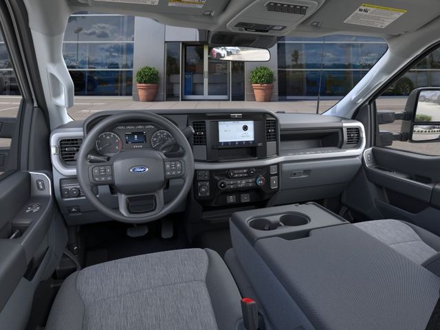 2026 Ford F-350 Super Duty XL - Photo 9