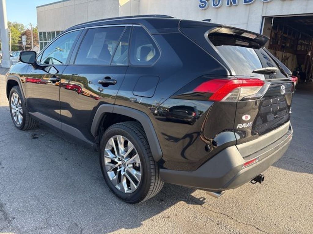 Used 2021 Toyota RAV4 XLE Premium SUV