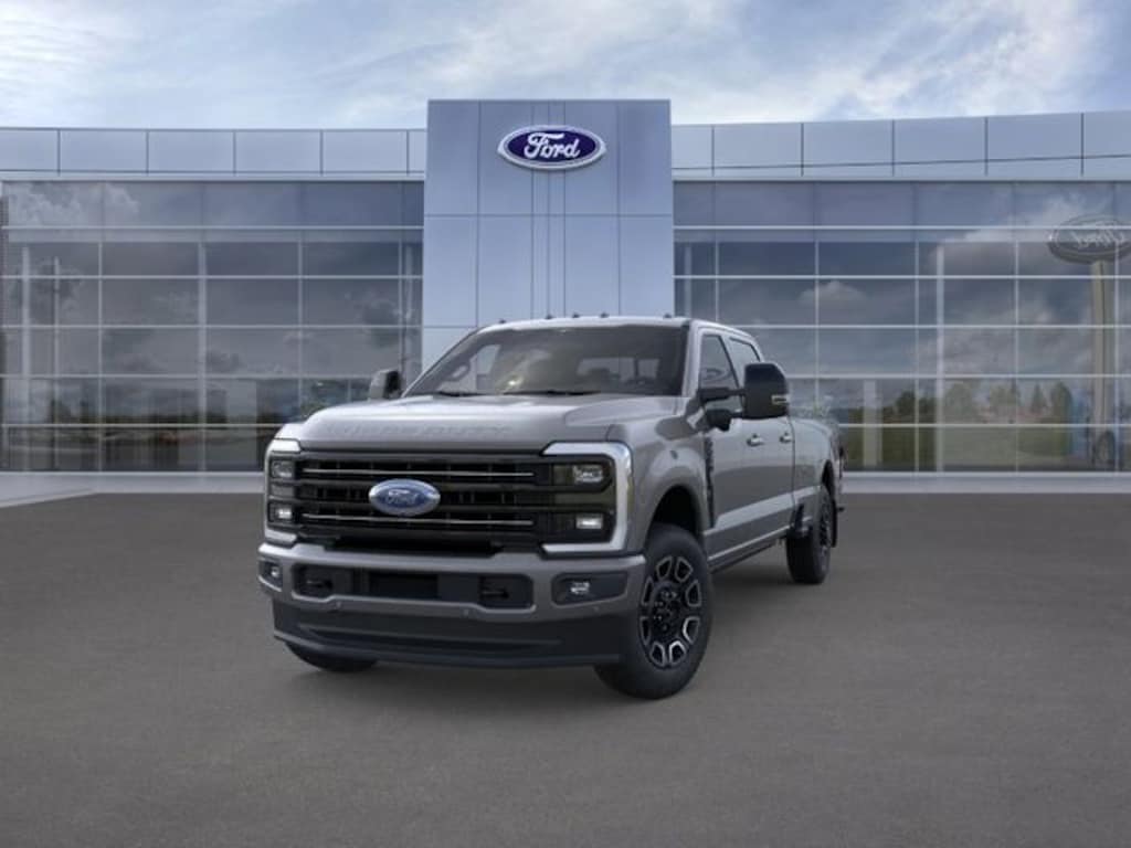 New 2026 Ford Super Duty Platinum Truck Crew Cab