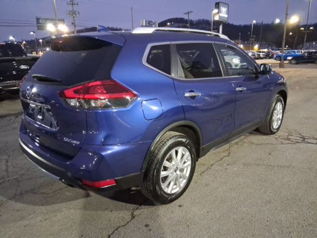Used 2020 Nissan Rogue SV SUV