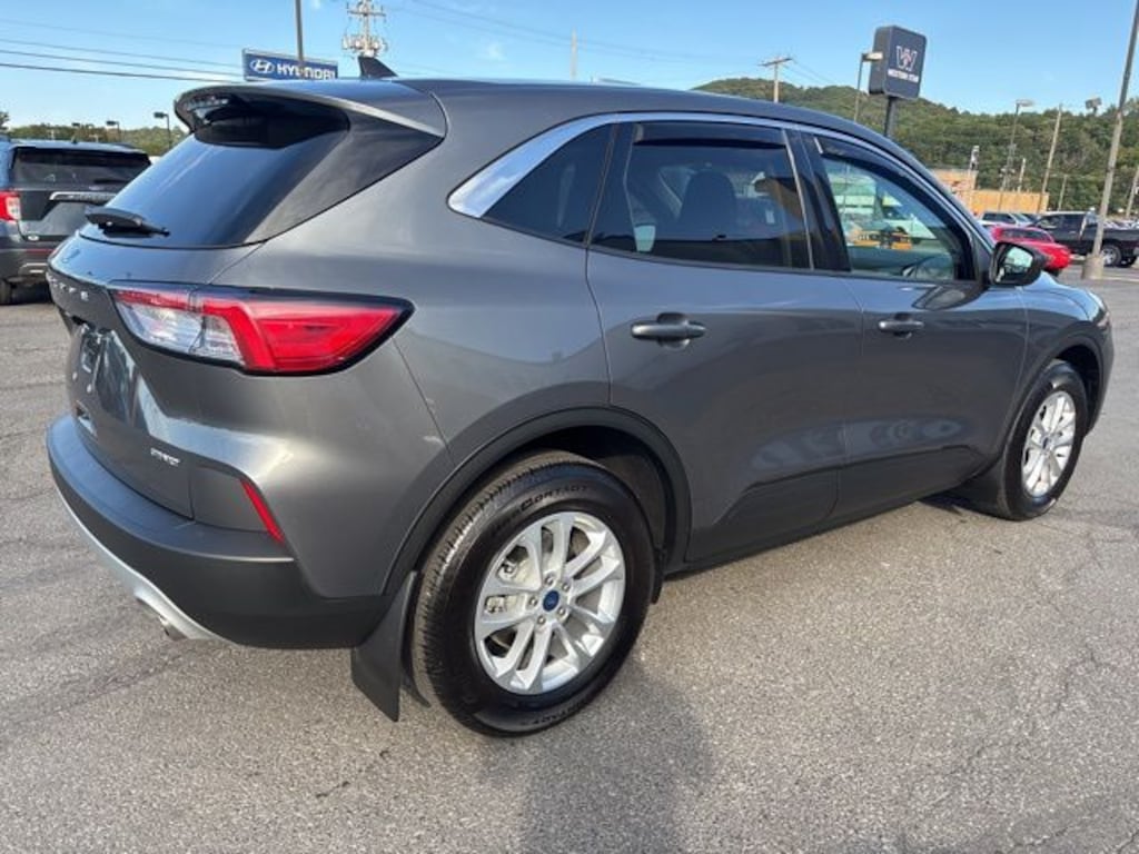 Used 2022 Ford Escape SE SUV