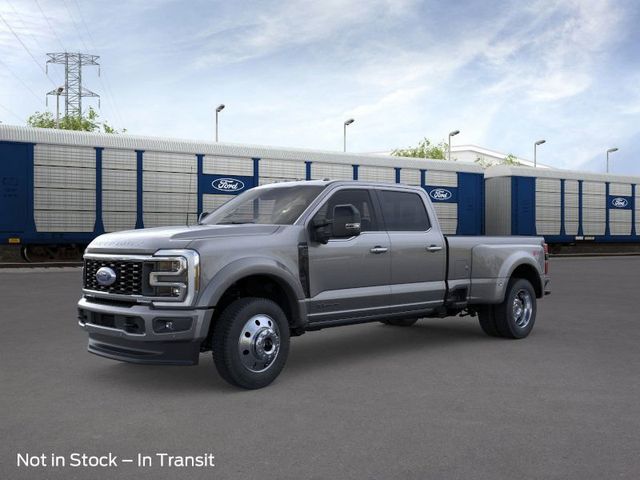 2026 Ford F-450 Super Duty Platinum's photo