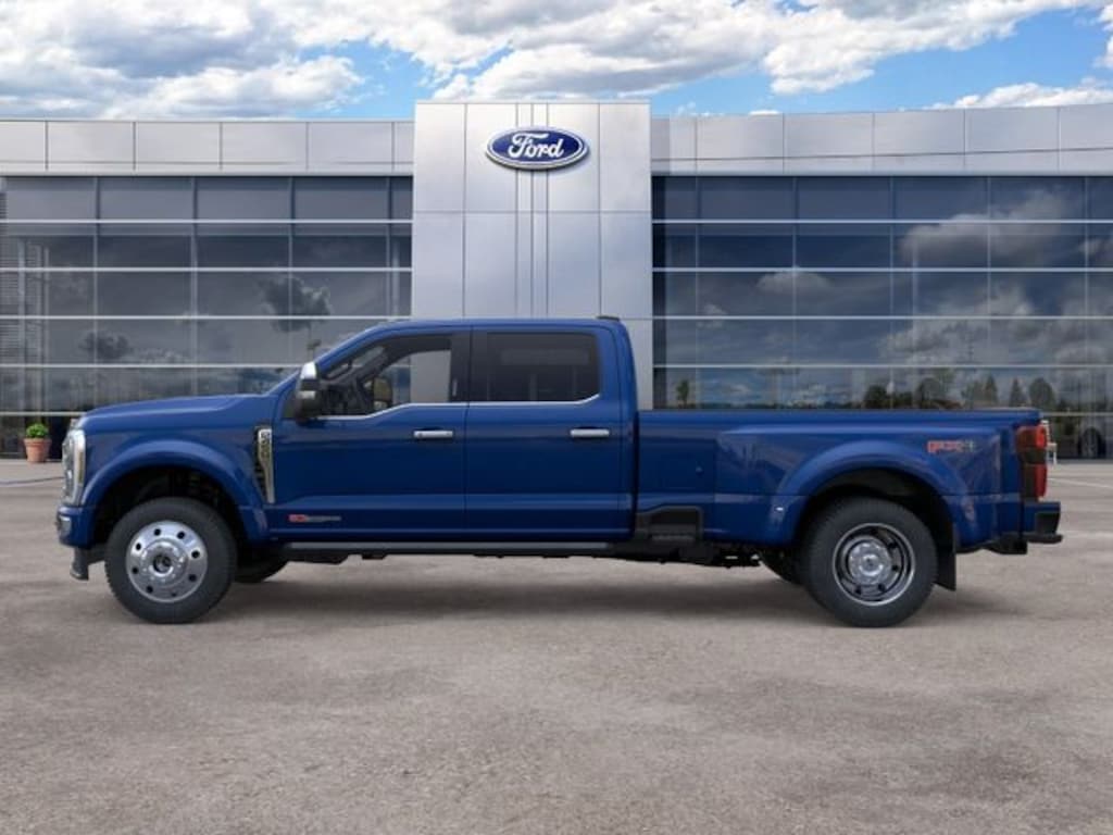 New 2026 Ford F-450 Platinum Truck Crew Cab