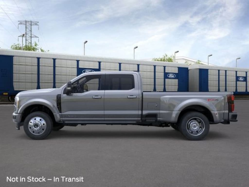 New 2026 Ford F-450 Platinum Truck Crew Cab