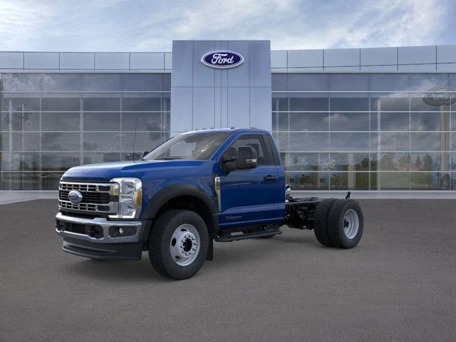 2026 Ford F-600 Super Duty Chassis Cab XL's photo