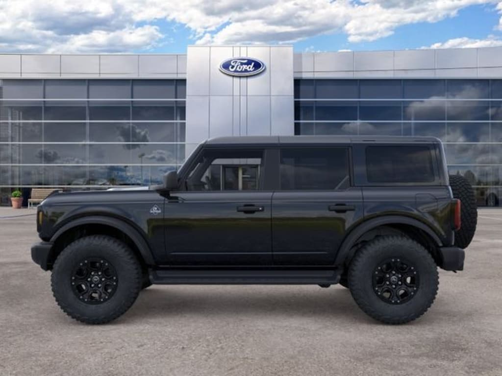 New 2026 Ford Bronco Outer Banks SUV