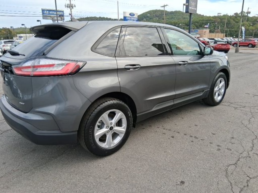 Used 2024 Ford Edge SE SUV