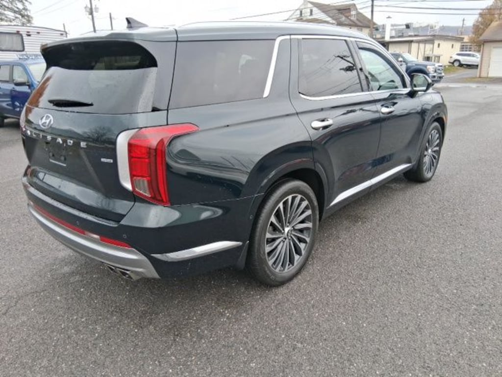 Used 2023 Hyundai Palisade Calligraphy SUV