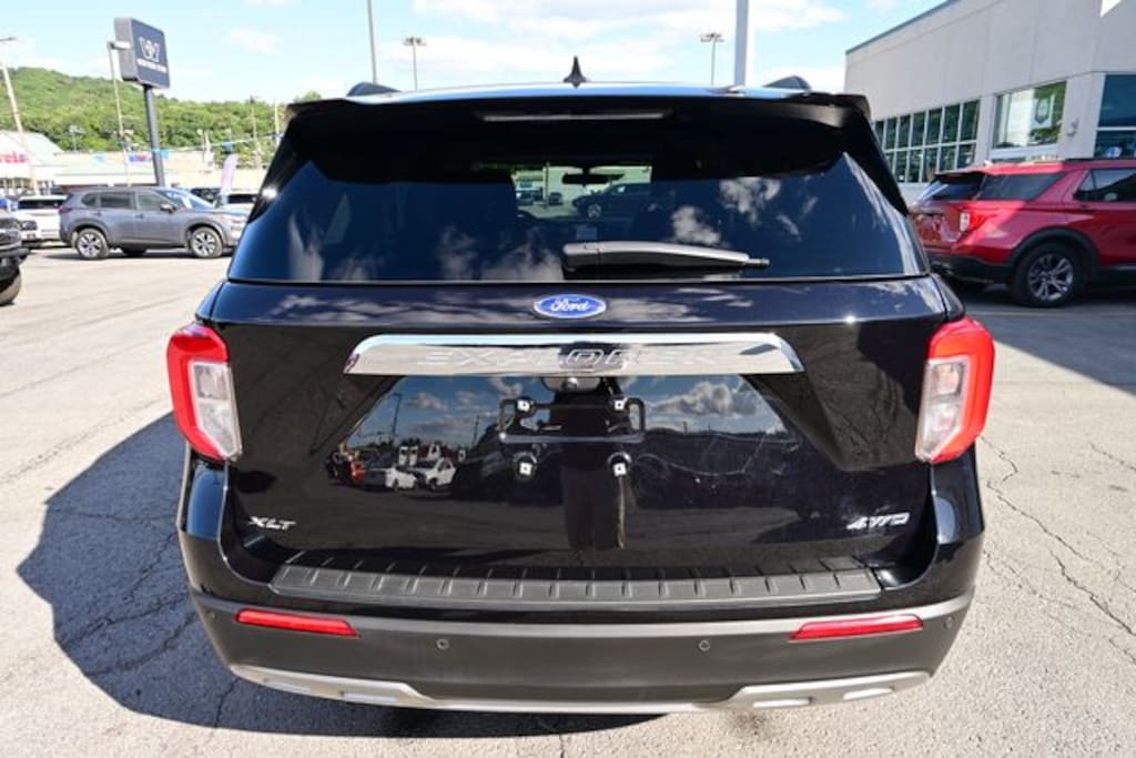Used 2023 Ford Explorer XLT SUV