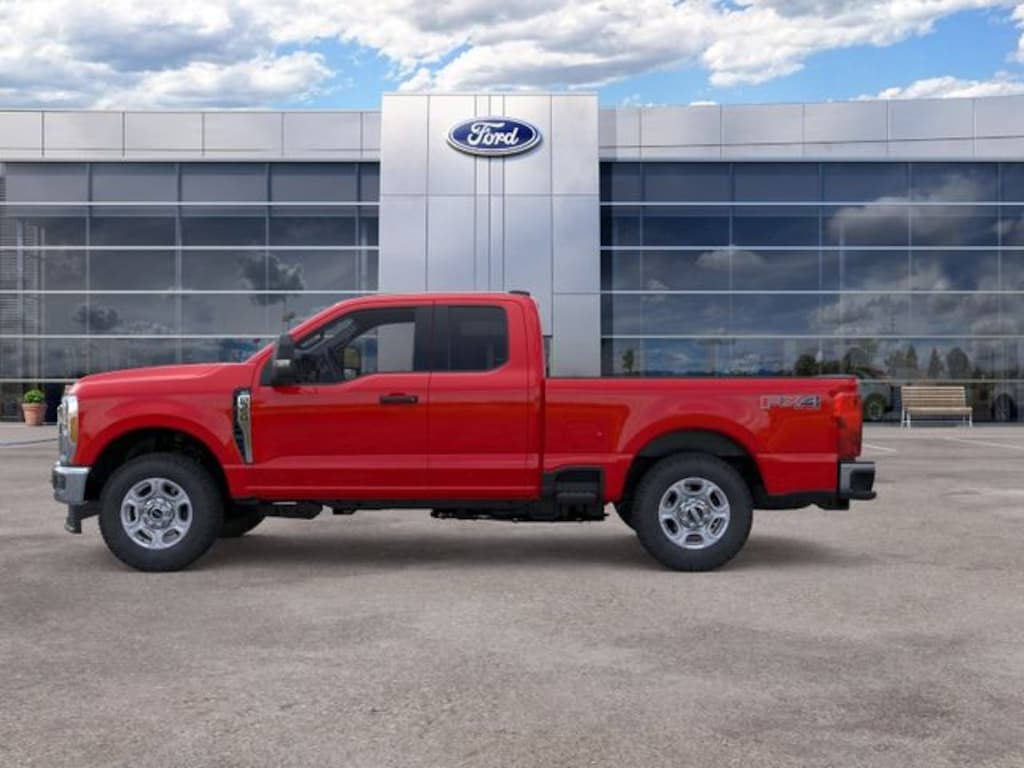 New 2026 Ford Super Duty XLT Truck Super Cab