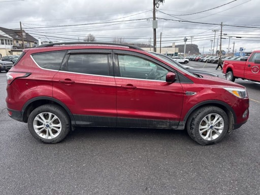 Used 2018 Ford Escape SE SUV
