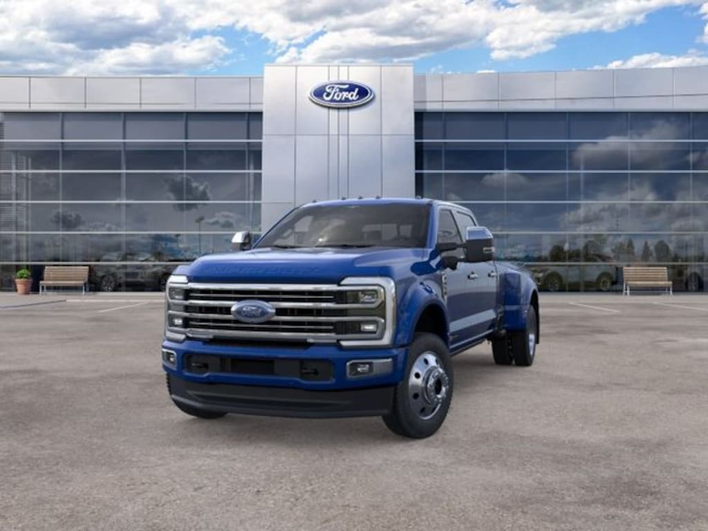 New 2026 Ford F-450 Platinum Truck Crew Cab