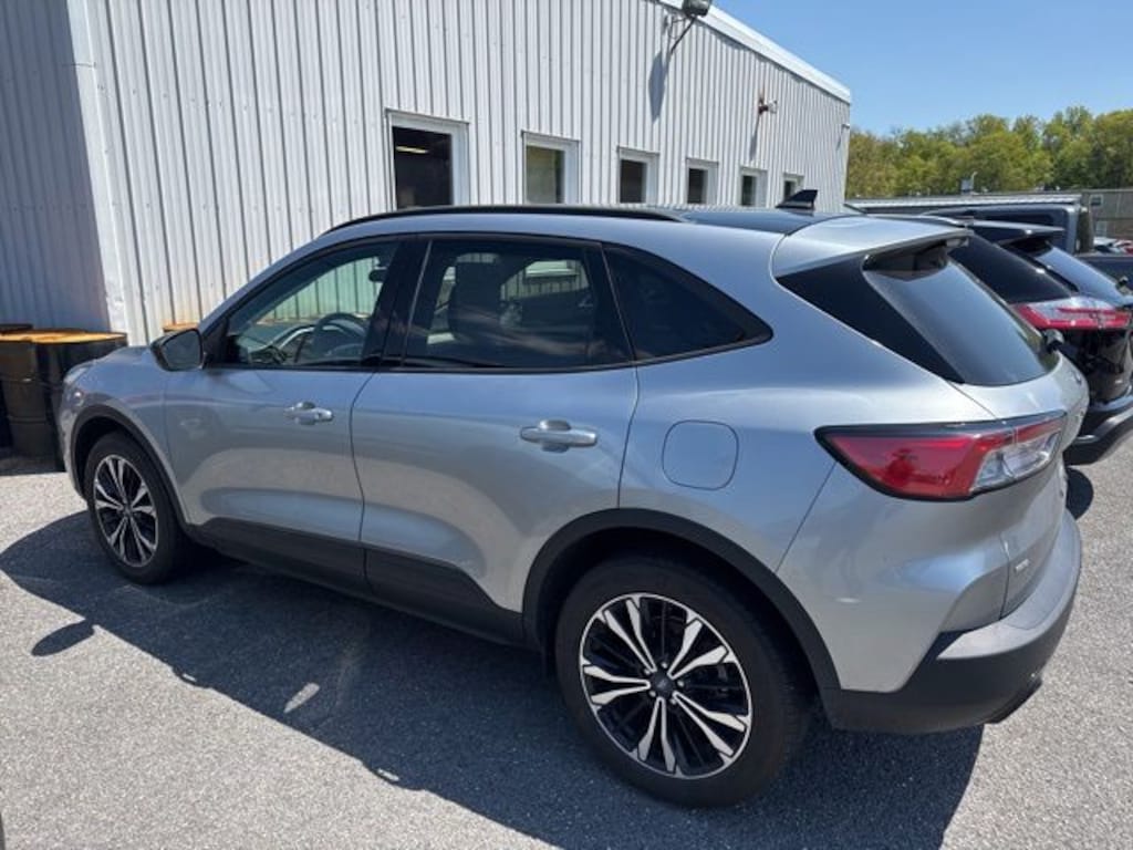Used 2022 Ford Escape SE SUV