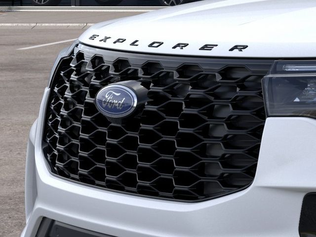 2026 Ford Explorer ST-Line - Photo 17