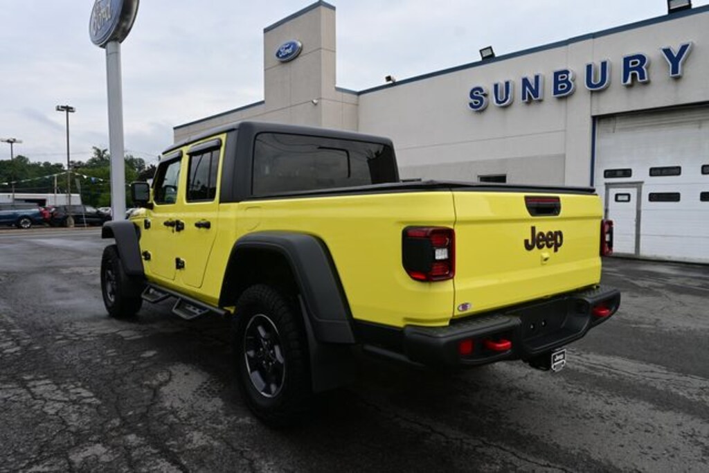 Used 2023 Jeep Gladiator Rubicon Truck Crew Cab