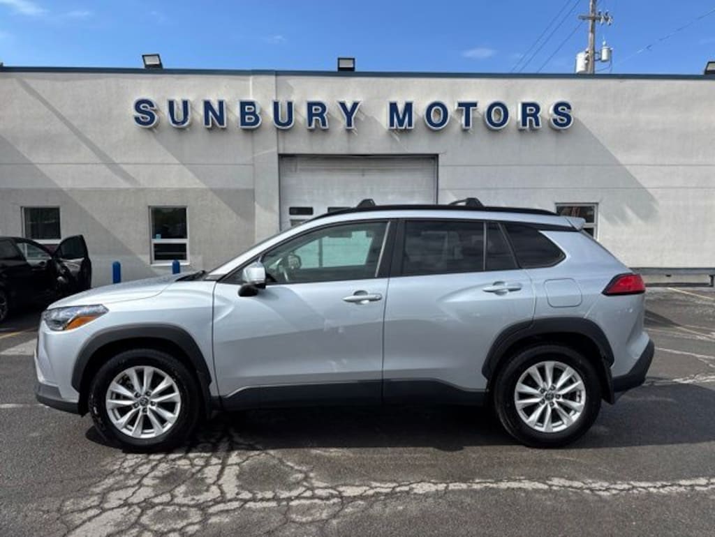 Used 2023 Toyota Corolla Cross LE SUV