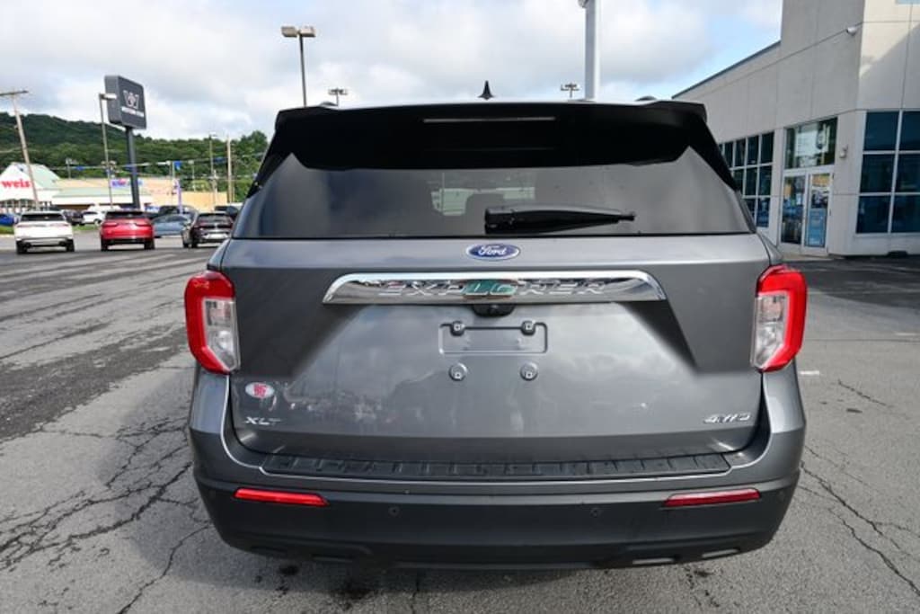 Used 2023 Ford Explorer XLT SUV