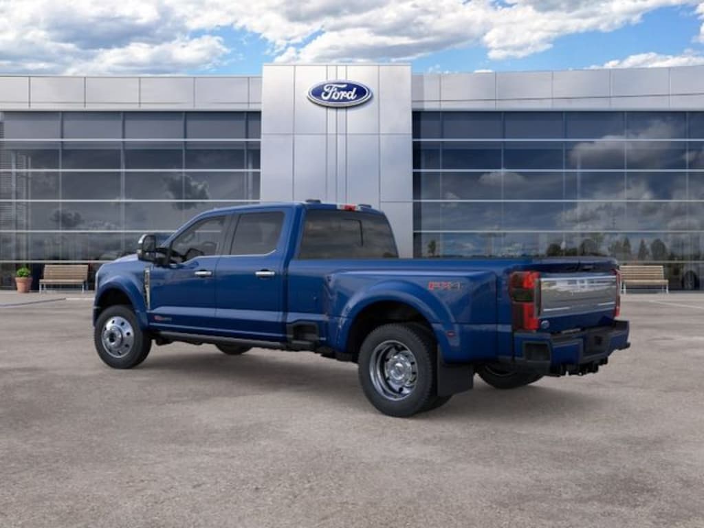 New 2026 Ford F-450 Platinum Truck Crew Cab