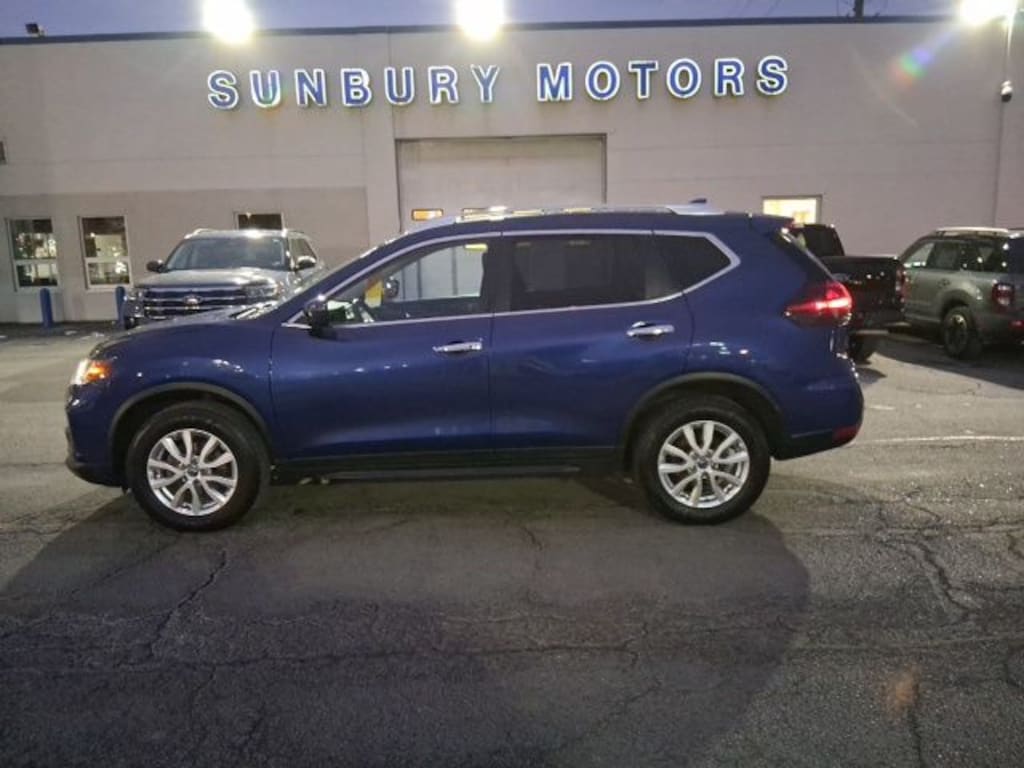 Used 2020 Nissan Rogue SV SUV