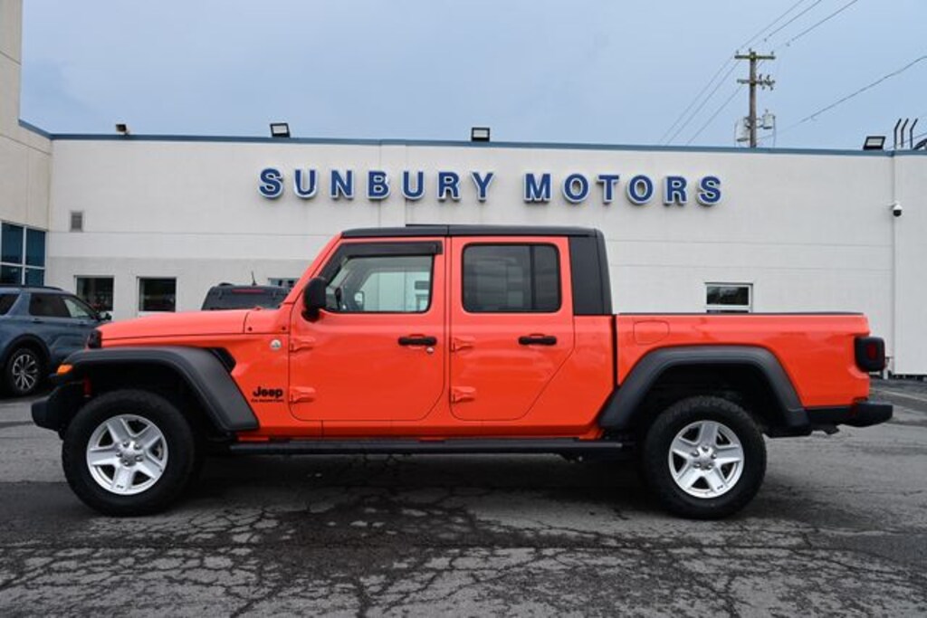 Used 2020 Jeep Gladiator Sport Truck Crew Cab