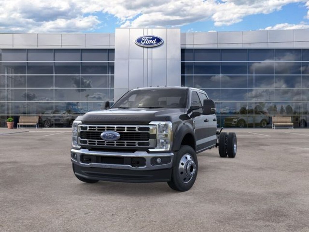 New 2026 Ford Chassis Cab XLT Truck Crew Cab