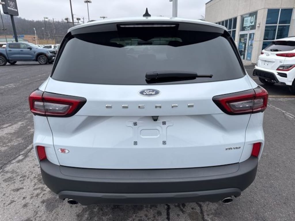 Used 2025 Ford Escape ST-Line Select SUV