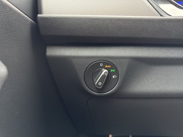 2024 Volkswagen Jetta Sport - Photo 19