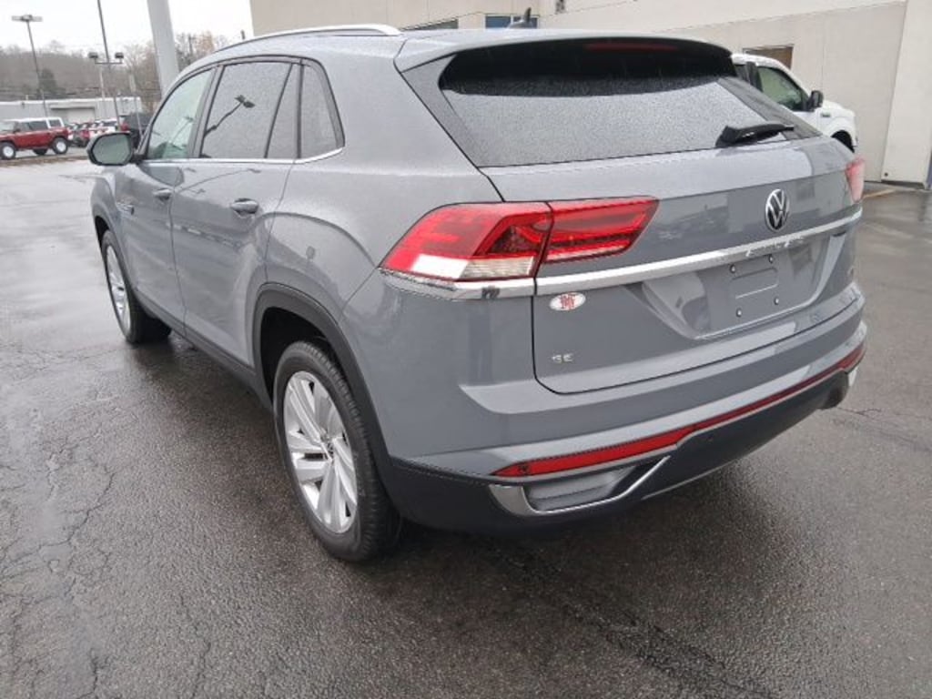Used 2020 Volkswagen Atlas Cross Sport 2.0T SE w/Technology SUV