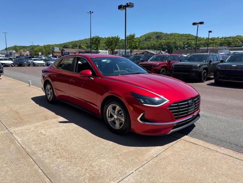 Used 2022 Hyundai Sonata SE Sedan