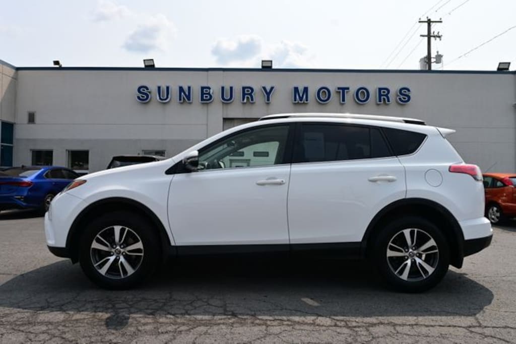 Used 2016 Toyota RAV4 XLE SUV