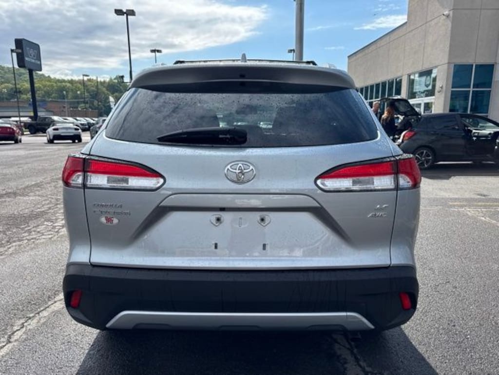 Used 2023 Toyota Corolla Cross LE SUV