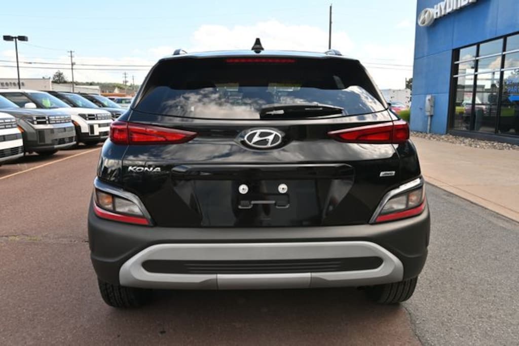 Used 2023 Hyundai Kona SEL SUV