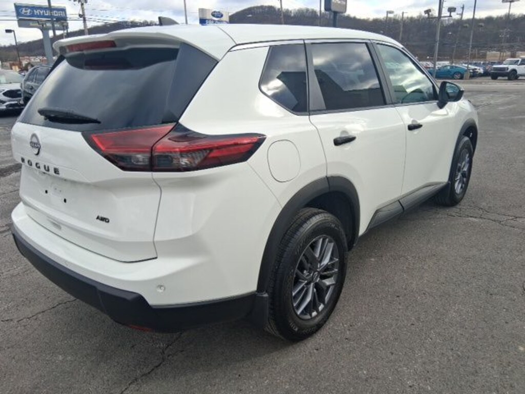 Used 2025 Nissan Rogue S SUV